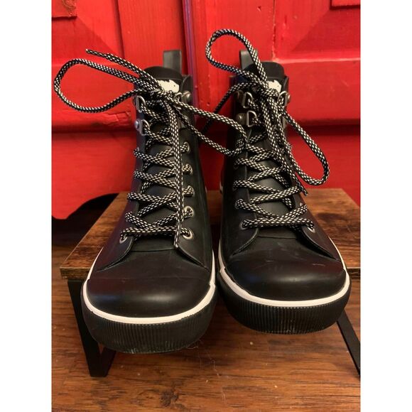Rocket Dog Women's Size 6 Rainy Day Black Rubber Booties Boots  Barely Worn EUC - Picture 3 of 7